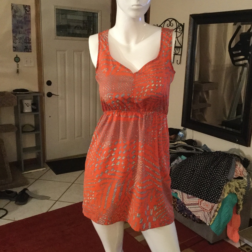 Cute mini dress - Picture 2 of 5